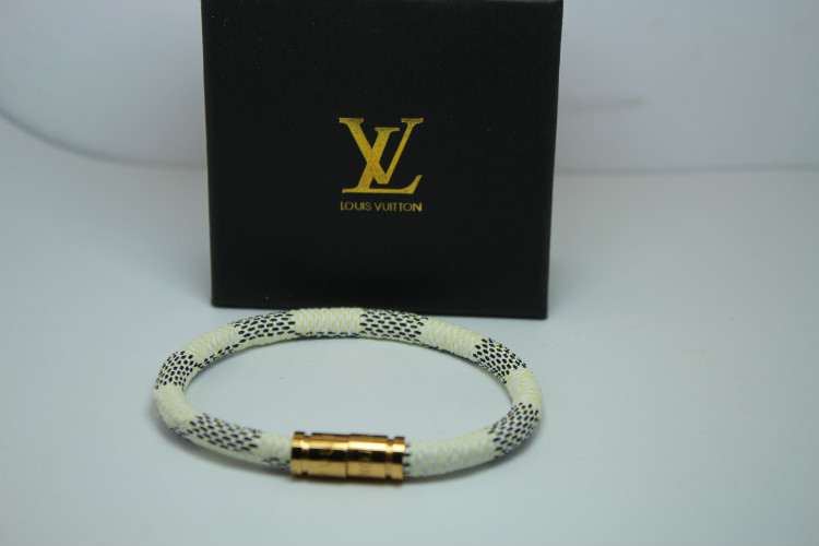 Bracciale Louis Vuitton Modello 490